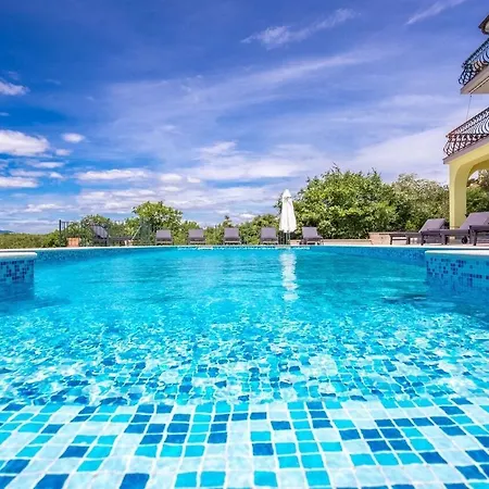 Apartament Igor - With Pool