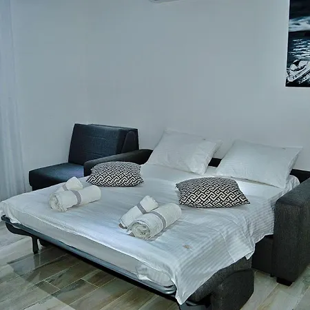 Igor - With Pool Apartment Kostrena